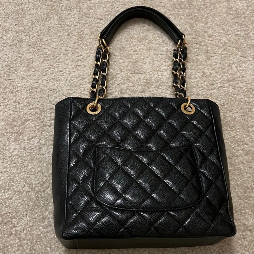 Chanel - Picture 5 of 5
